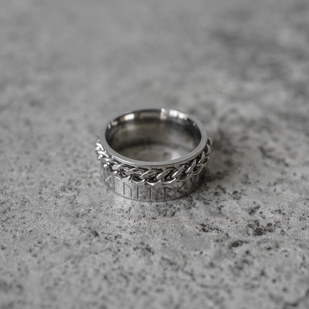 FAITH FADE - Rune Chain Ring