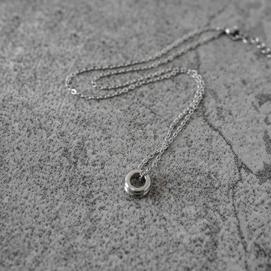 Mini Pendant Necklace / Kalung