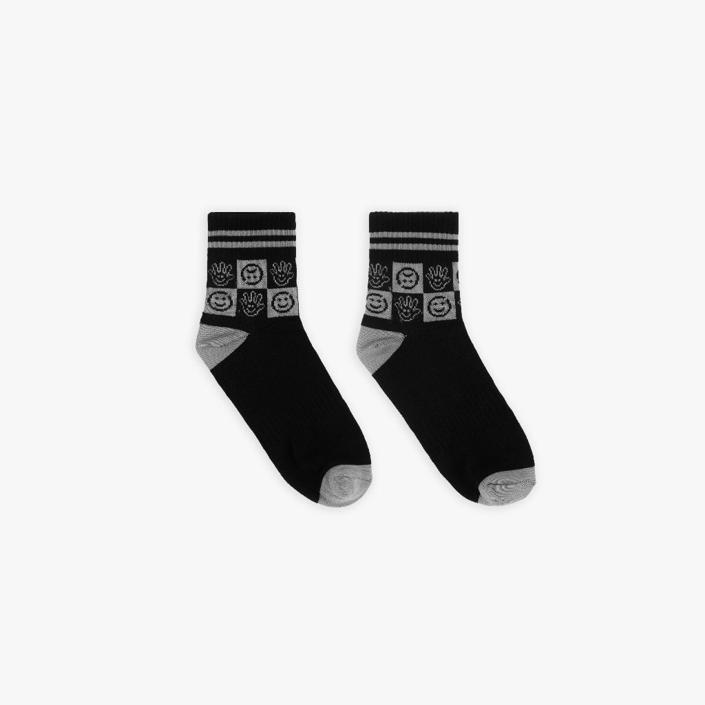 FAITH FADE - Checkered Ankle Socks (Kaos Kaki)